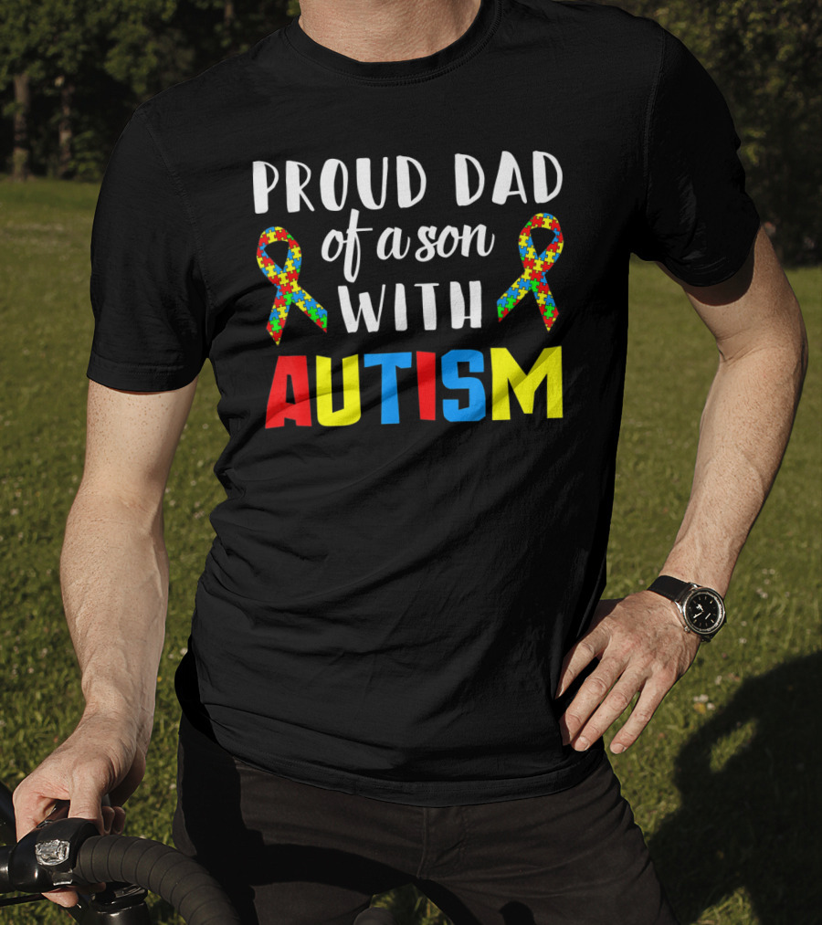 Proud Dad Of A Son With Autism Puzzle T-Shirt