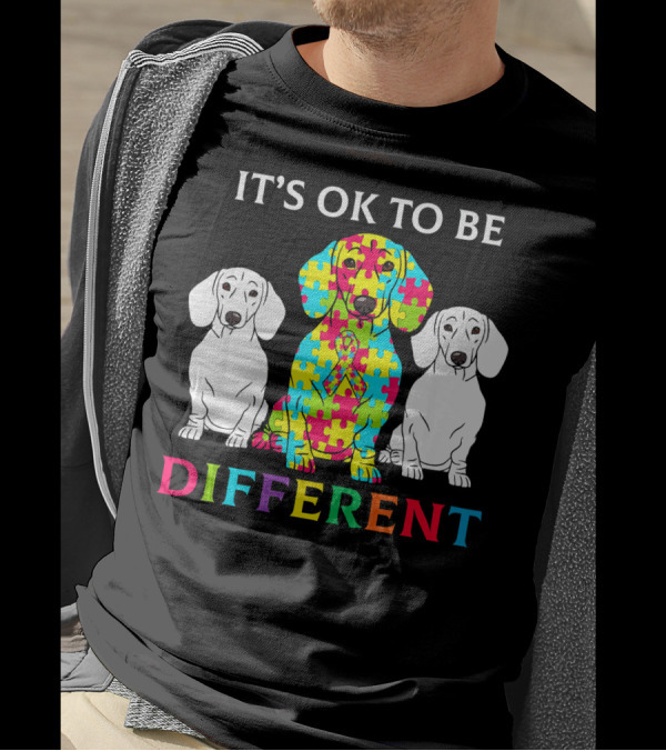 IT'S OK TO BE DIFFERENT DACHSHUND DOG AUTISM PUZZLE COLORFUL T-Shirt