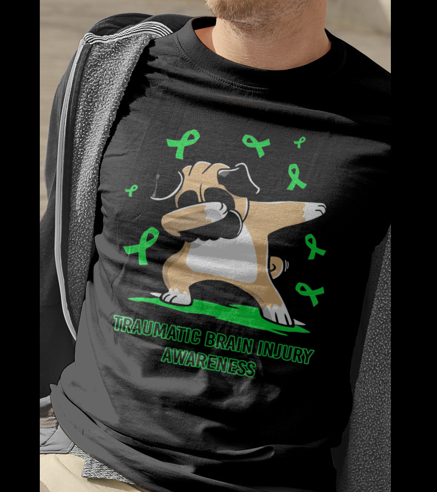 Traumatic Brain Injury Awareness Dabbing Pug Dog With Green Ribbons T-Shirt