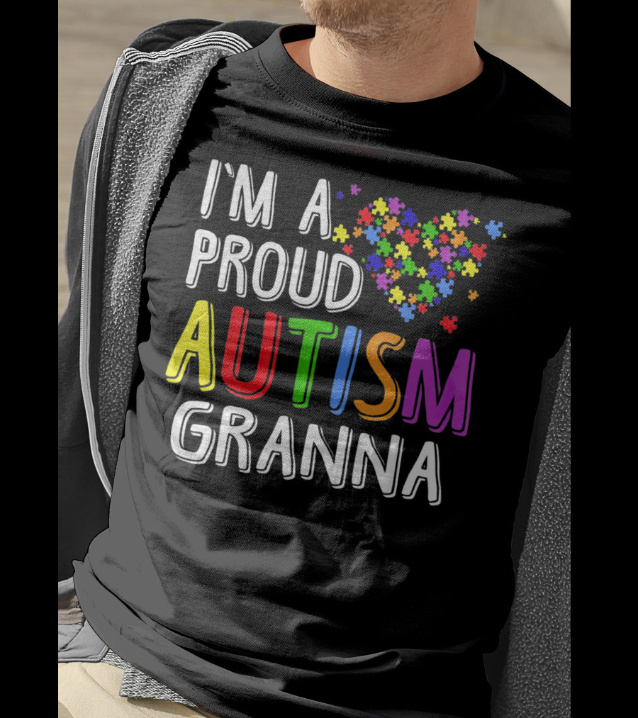 I'M A PROUD AUTISM GRANNA Puzzle Heart T-Shirt