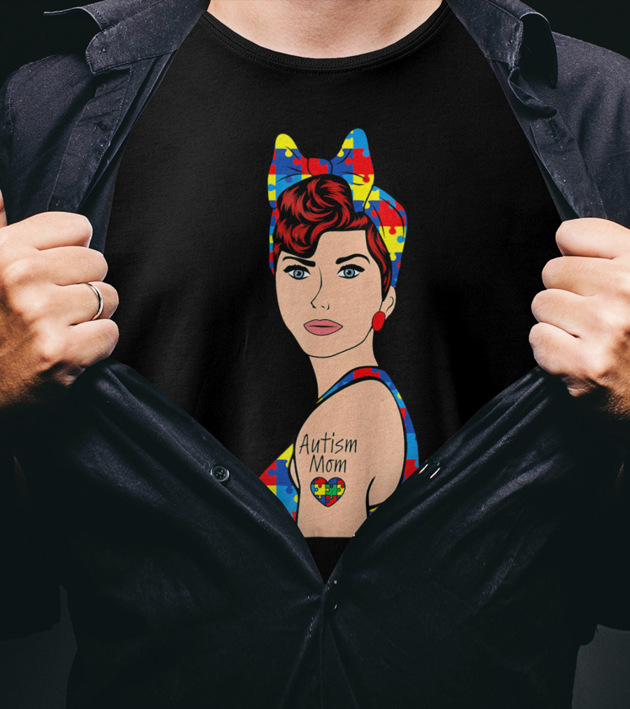 Autism Mom Autism Awareness Puzzle Heart Strong T-Shirt