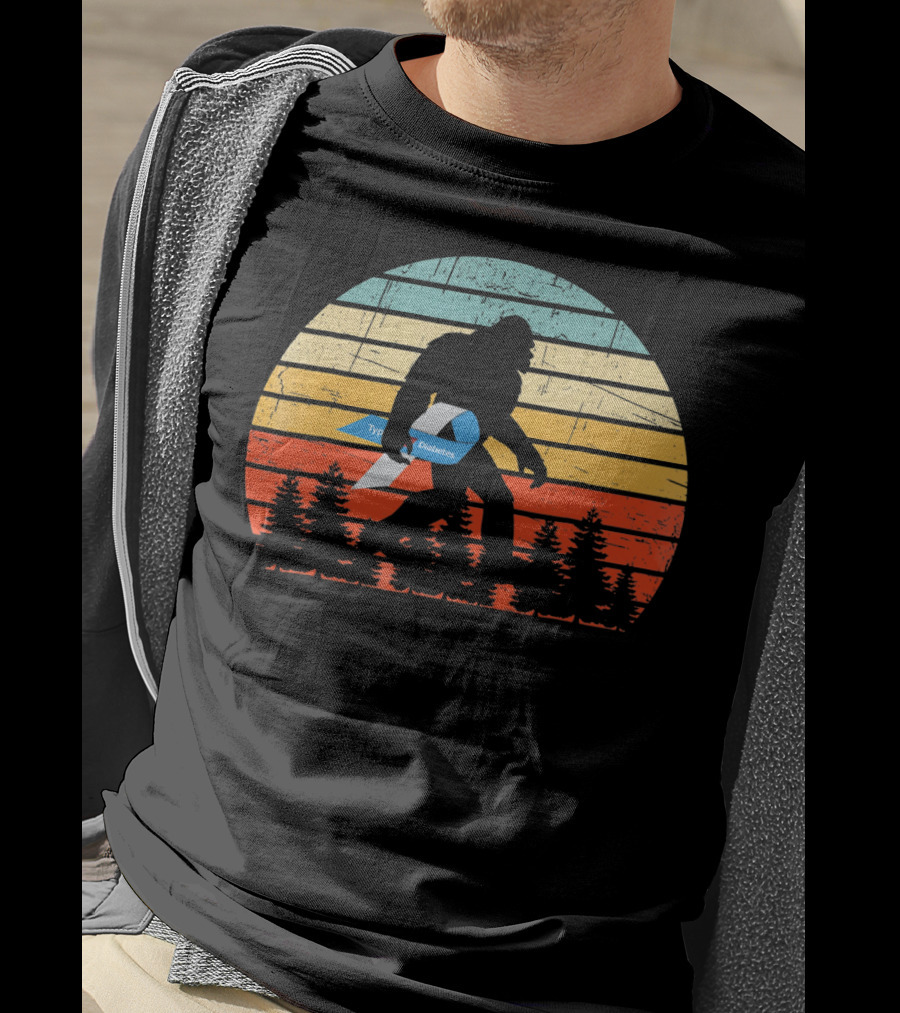 Funny Bigfoot Type 1 Diabetes T1D Retro T-Shirt