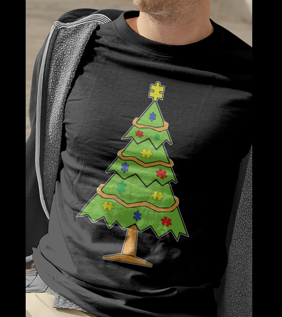 Autism Awareness Christmas Tree With Colorful Puzzle Pieces T-Shirt