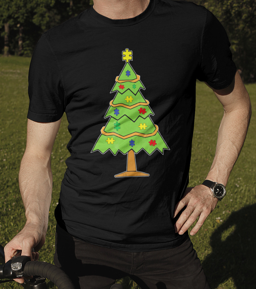 Autism Awareness Christmas Tree With Colorful Puzzle Pieces T-Shirt