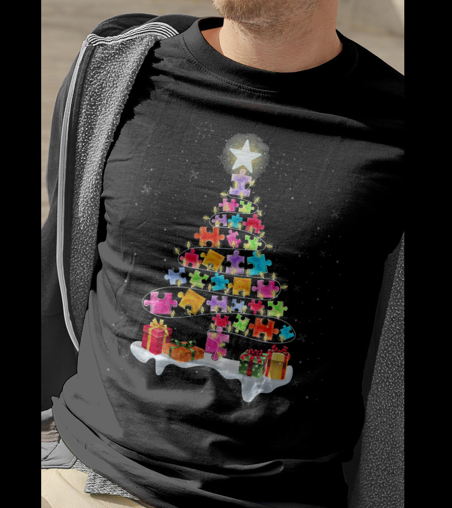 Autism Awareness Christmas Puzzle Piece Tree With Star And Gifts T-Shirt