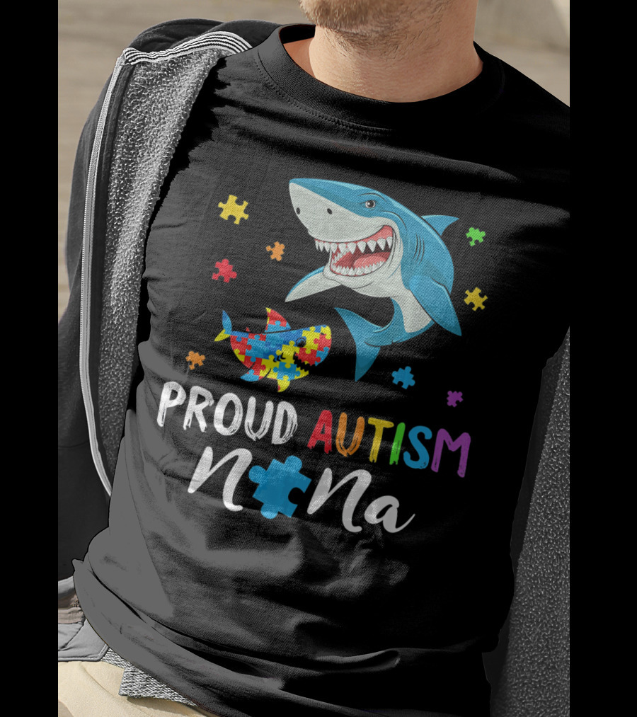 Proud Autism Nana Shark With Colorful Puzzle Pieces T-Shirt
