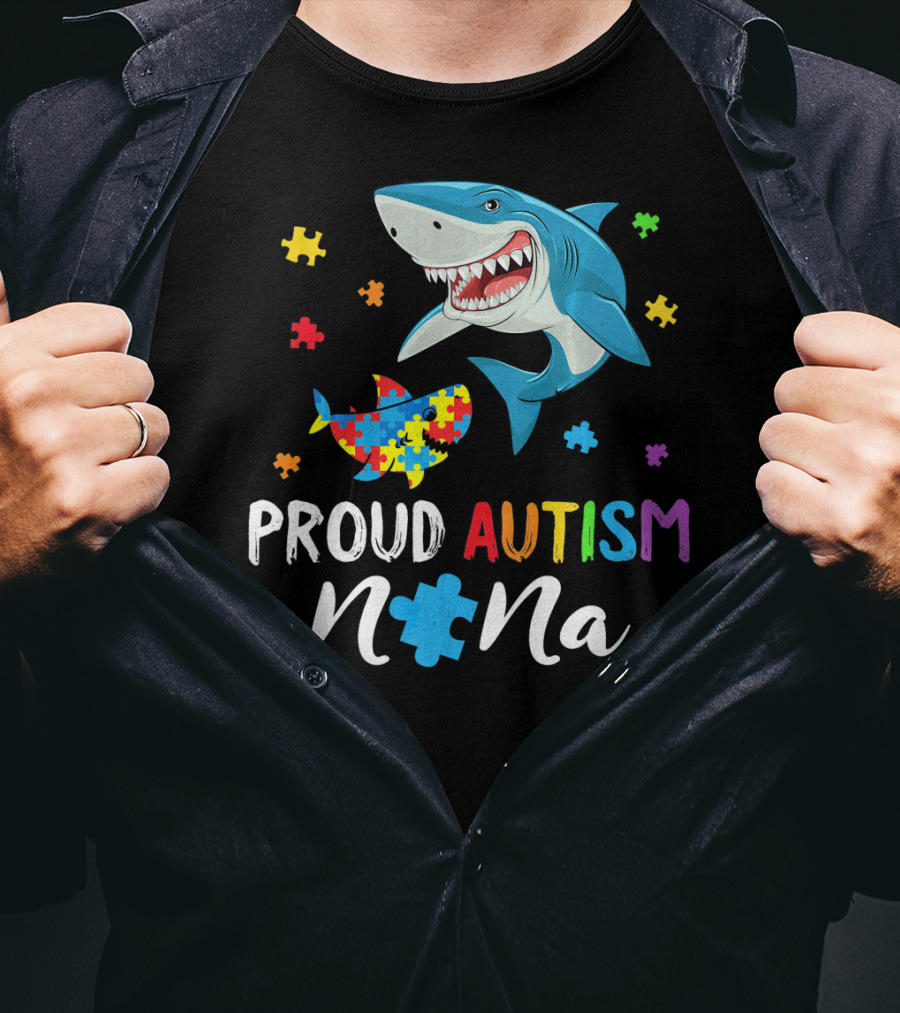 Proud Autism Nana Shark With Colorful Puzzle Pieces T-Shirt
