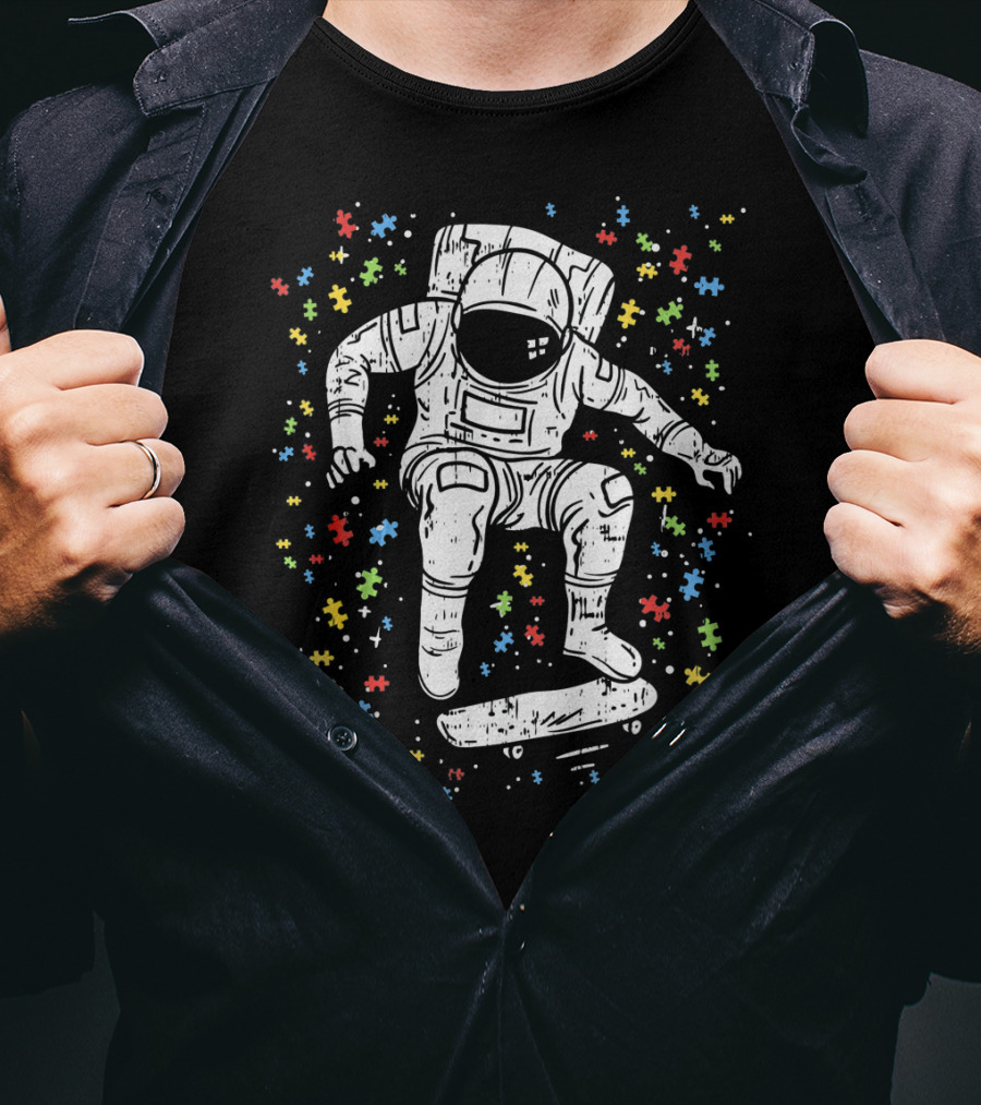 Puzzle Piece Astronaut Skateboarding For Autism Awareness T-Shirt