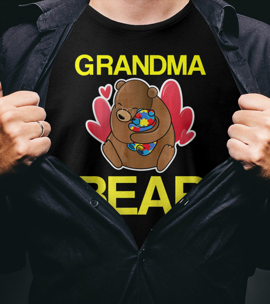 Grandma Bear Hugging Bear With Autism Puzzle Heart Balloon T-Shirt