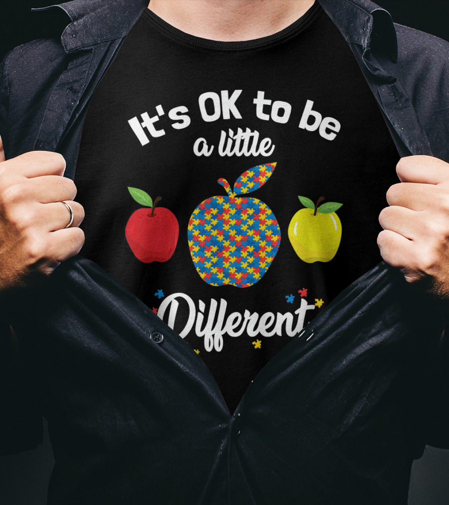 It's OK To Be A Little Different Apple Teacher Aut Puzzle Pattern Red Yellow T-Shirt