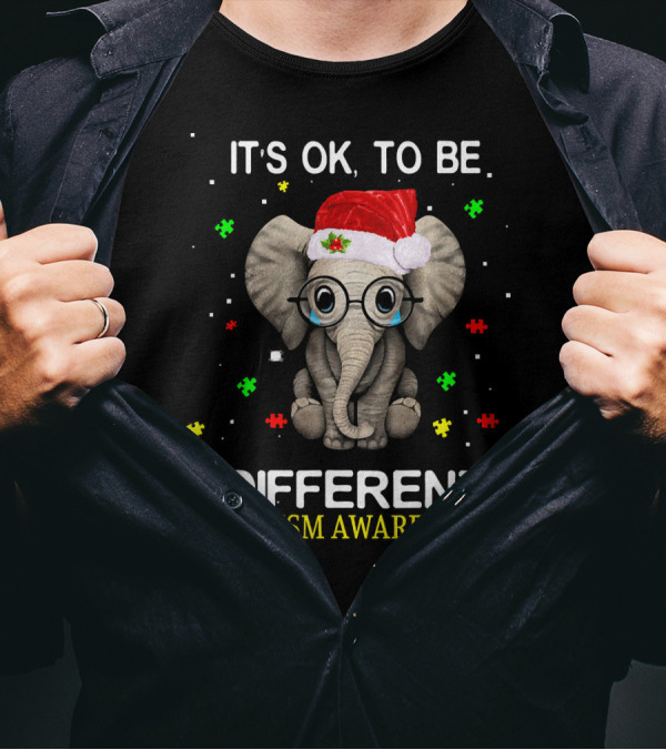ITS OK TO BE DIFFERENT ELEPHANT AUTISM AWARENESS SANTA HAT PUZZLE PIECES T-Shirt