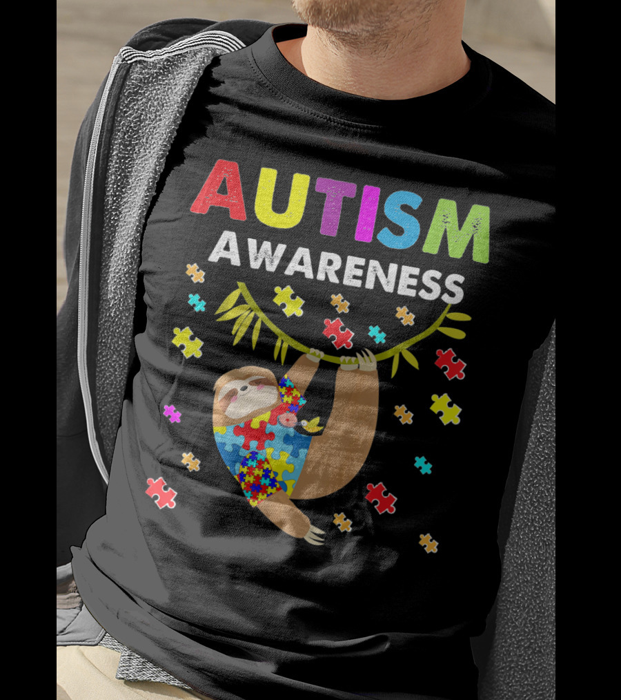 Autism Awareness Sloth Lover With Puzzle Pieces T-Shirt