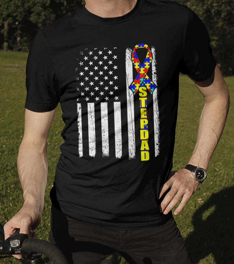 Stepdad Autism Awareness Puzzle Ribbon American Flag T-Shirt