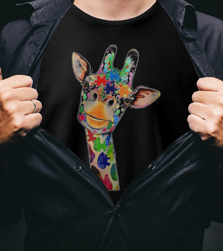 Cute Giraffe With Colorful Puzzle Pieces For Happy Autism Day Awareness T-Shirt