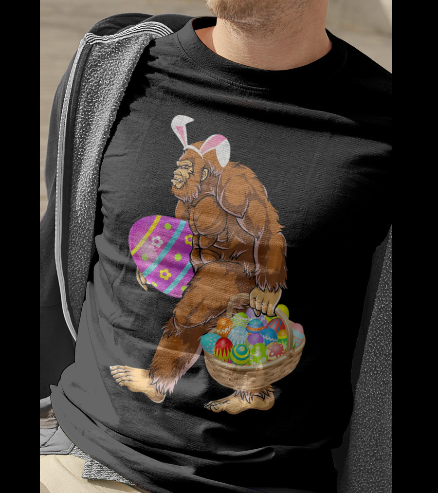 Bigfoot Easter Egg Hunt With Bunny Ears And Basket T-Shirt