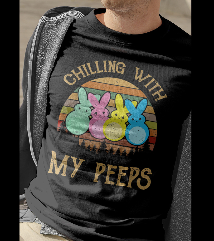 Chilling With My Peeps Vintage Easter Bun Bunnies Retro Sunset Stripes T-Shirt