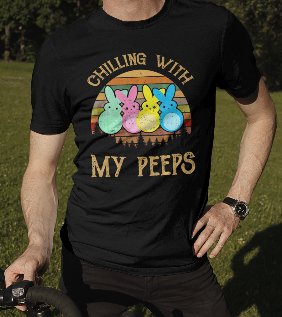 Chilling With My Peeps Vintage Easter Bun Bunnies Retro Sunset Stripes T-Shirt