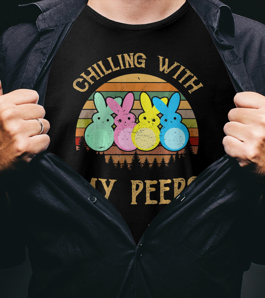 Chilling With My Peeps Vintage Easter Bun Bunnies Retro Sunset Stripes T-Shirt