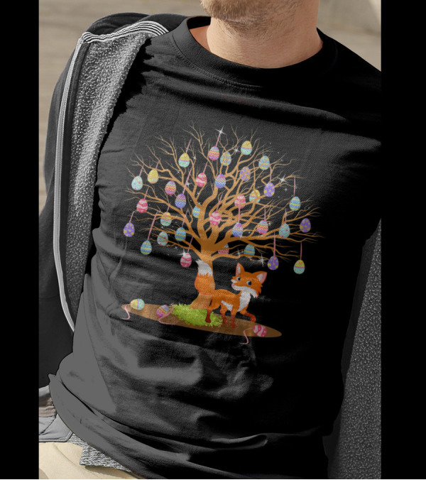 Funny Fox With Easter Egg Tree And Bunny Rabbit Elements T-Shirt