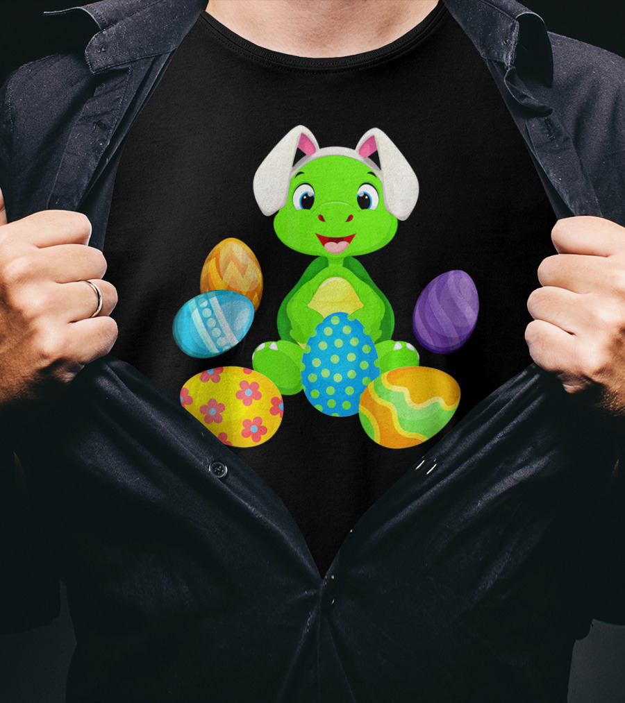 Turtle Bunny Rabbit With Hat Holding Easter Eggs T-Shirt