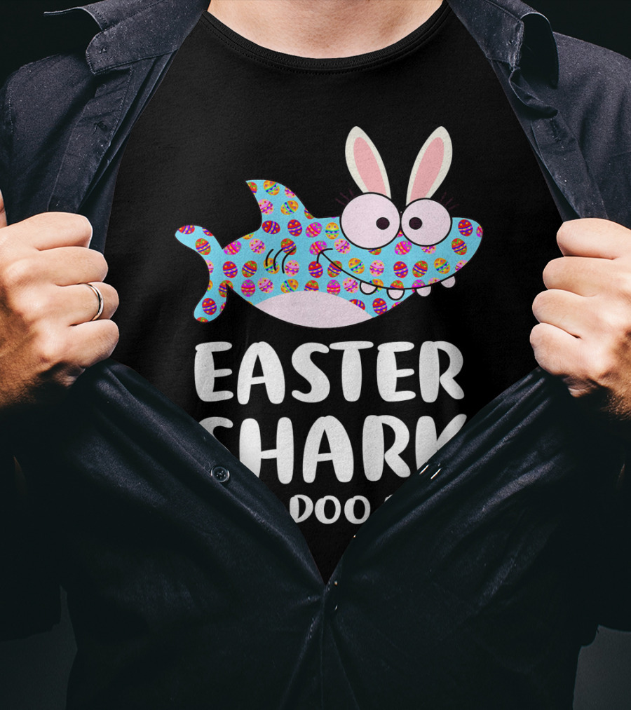 Easter Shark Doo Doo Doo Bunny Ears Funny Eggs T-Shirt