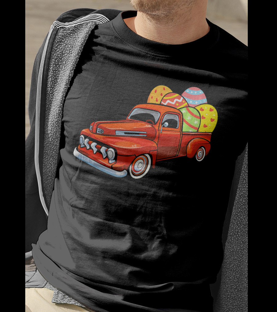 Vintage Easter Egg Pickup Truck With Colorful Eggs T-Shirt