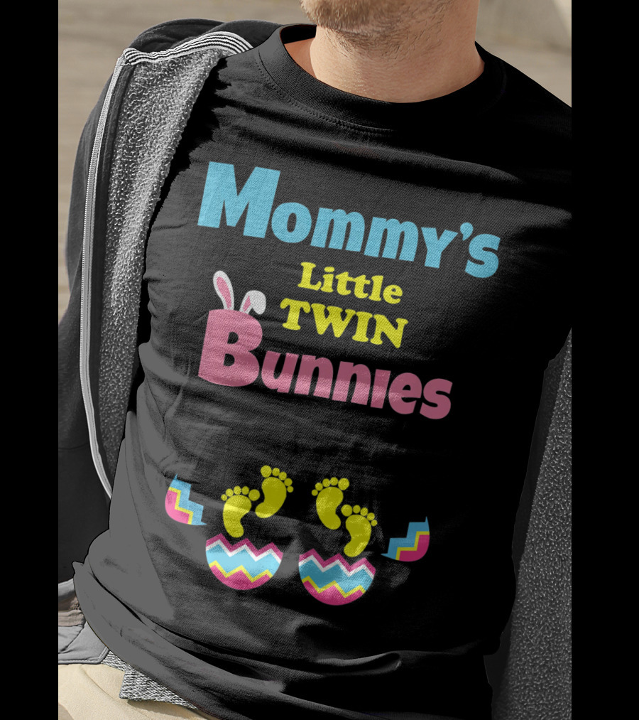 Mommy's Little Twin Bunnies Easter Expecting Mom Twins Pregnancy Ann T-Shirt