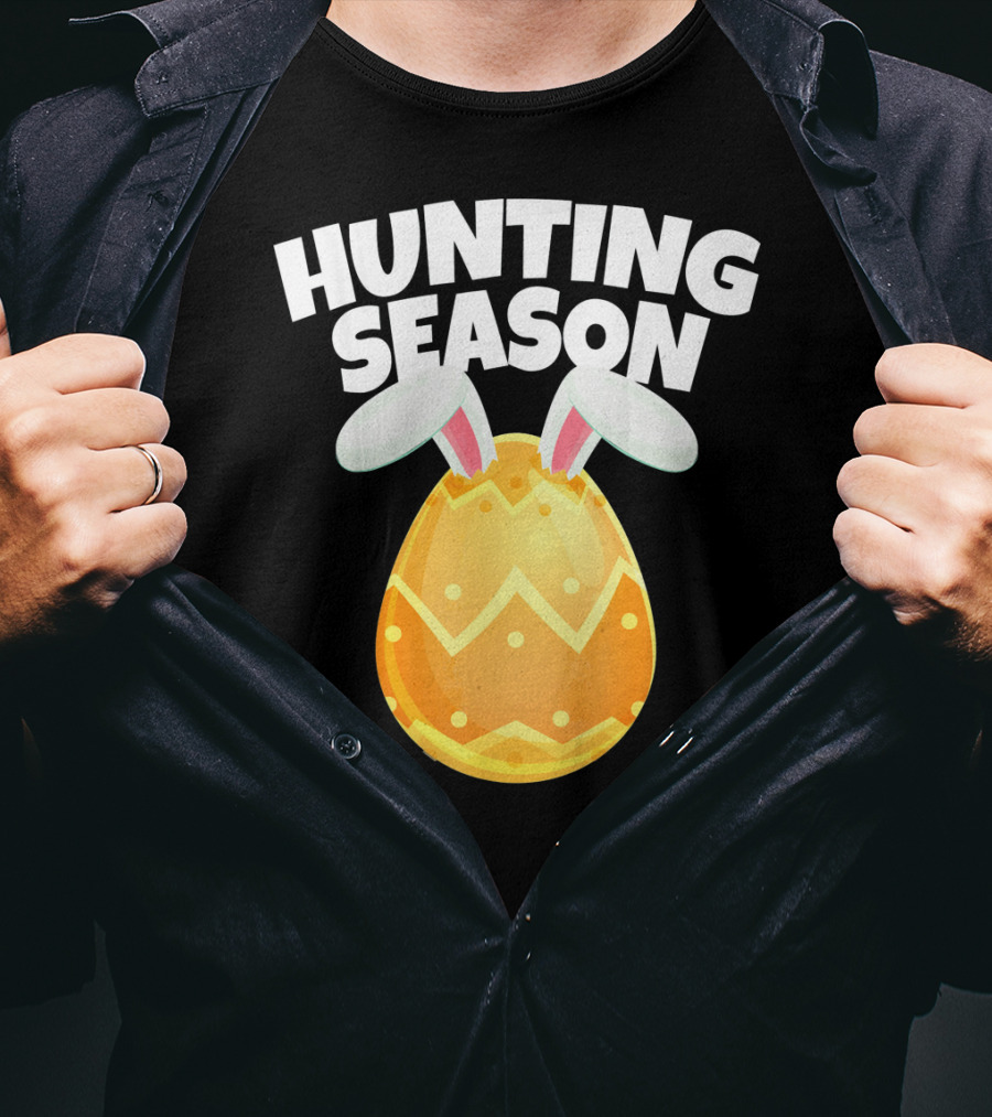 Hunting Season Happy Easter Egg Bun With Bunny Ears T-Shirt