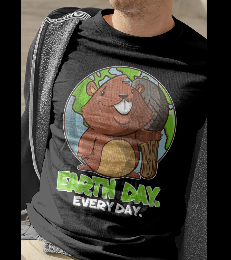 Earth Day Every Day Cute Beaver And Planet T-Shirt