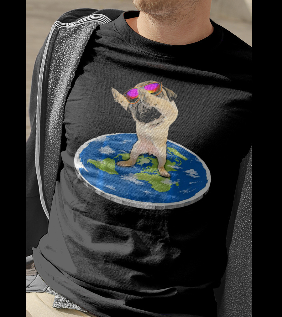 Flat Earth Pug Dabbing With Sunglasses On World Map T-Shirt