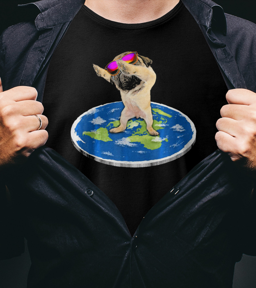 Flat Earth Pug Dabbing With Sunglasses On World Map T-Shirt