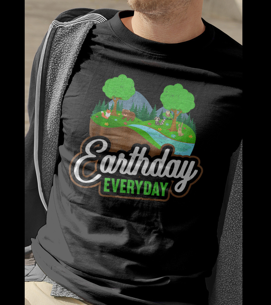 Earth Day Every Day Conservation Wildlife Nature Scene T-Shirt