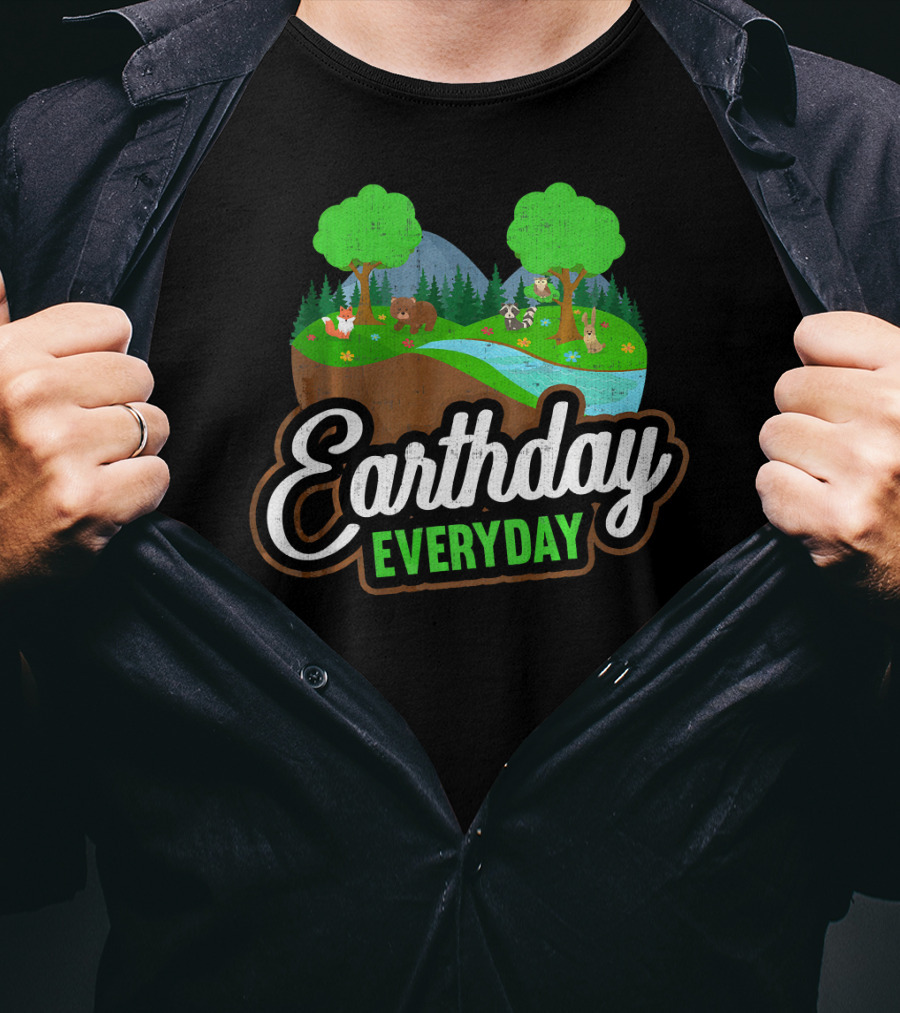 Earth Day Every Day Conservation Wildlife Nature Scene T-Shirt
