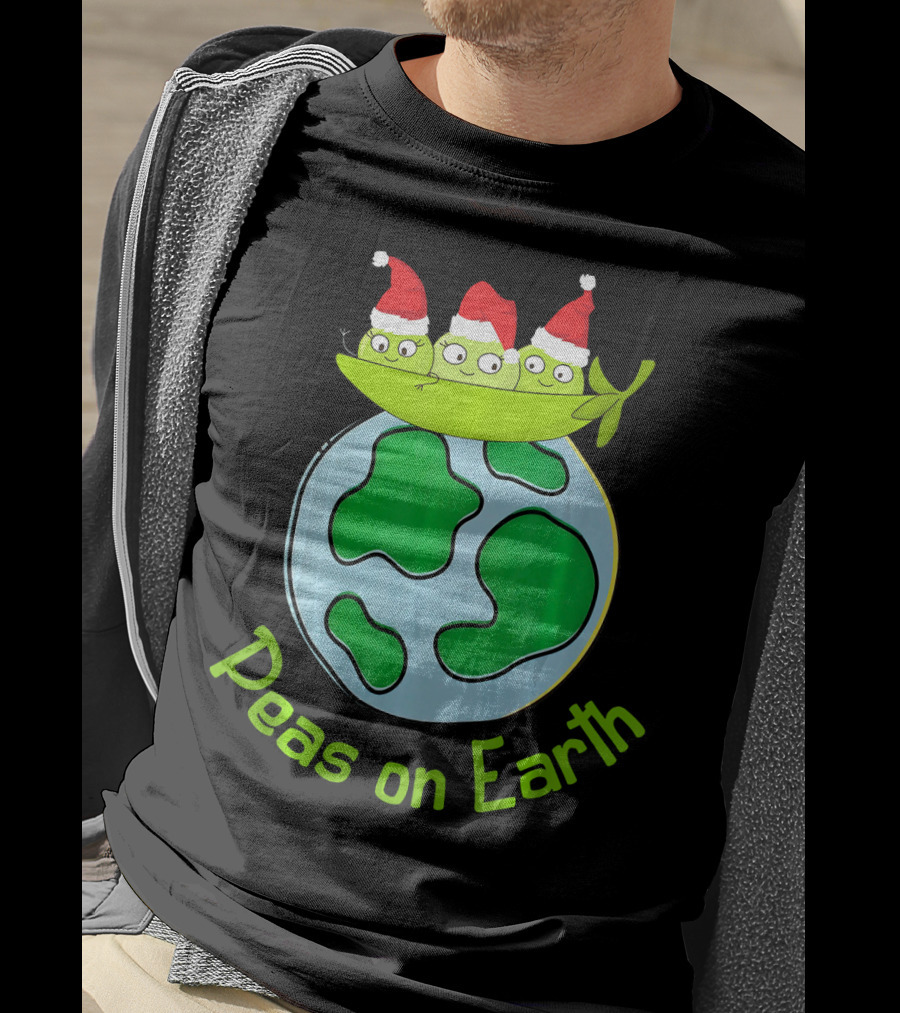Christmas Peas On Earth With Santa Hat Vegetables On Globe T-Shirt