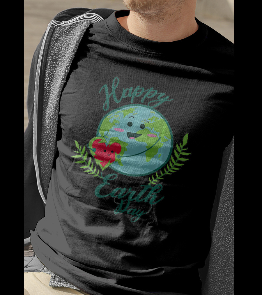 Happy Earth Day Smiling Planet With Heart And Leaves T-Shirt