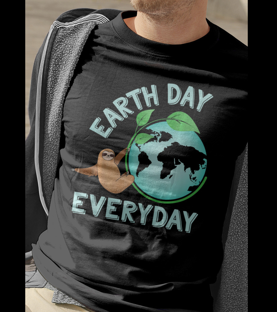 Earth Day Everyday Sloth Hanging On Globe Kids Women T-Shirt