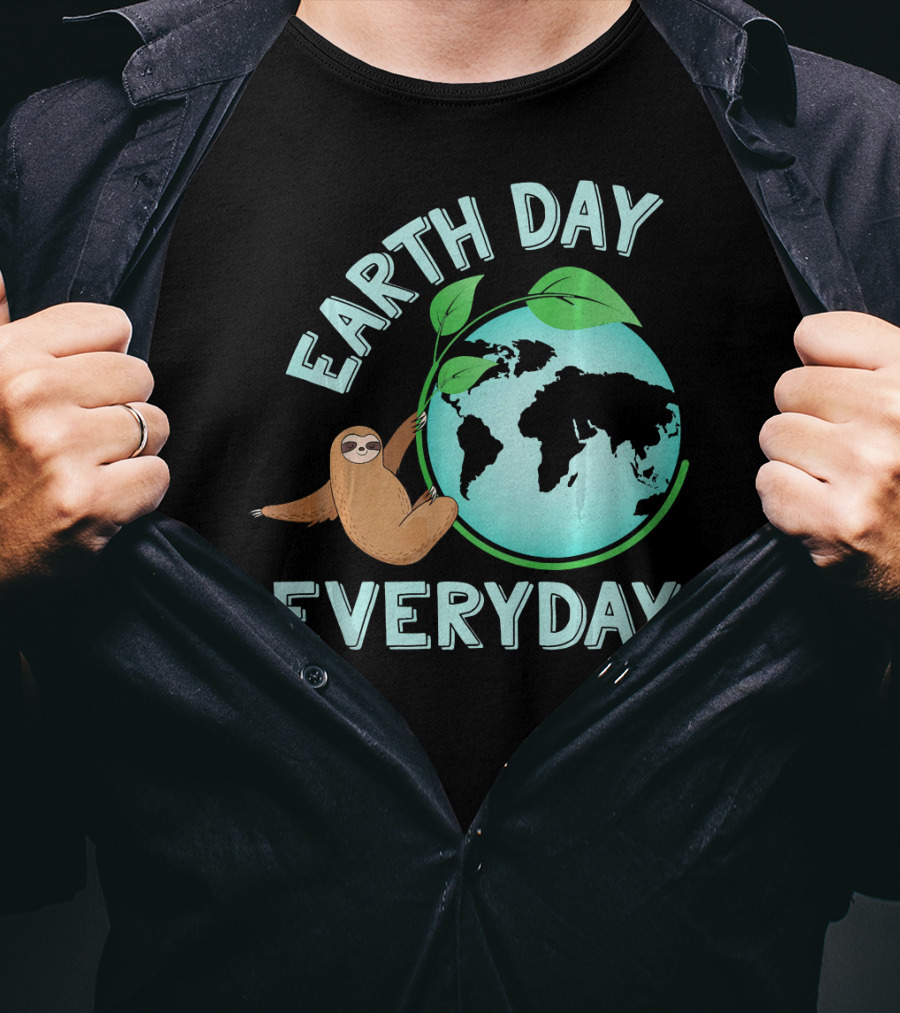 Earth Day Everyday Sloth Hanging On Globe Kids Women T-Shirt