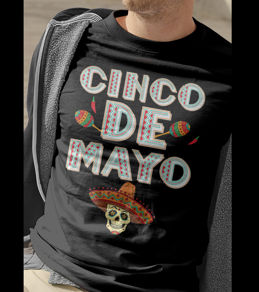 Cinco De Mayo Sombrero Skull And Maracas T-Shirt