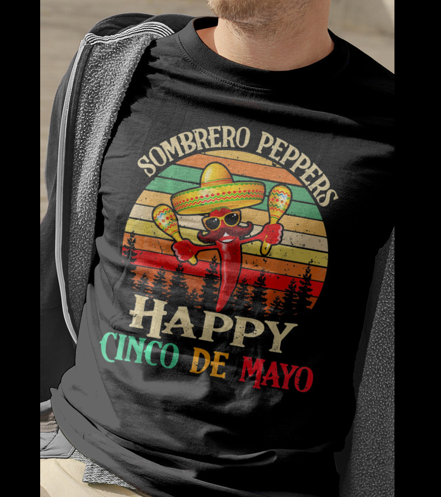 Sombrero Peppers Happy Cinco De Mayo Vintage Sunset T-Shirt