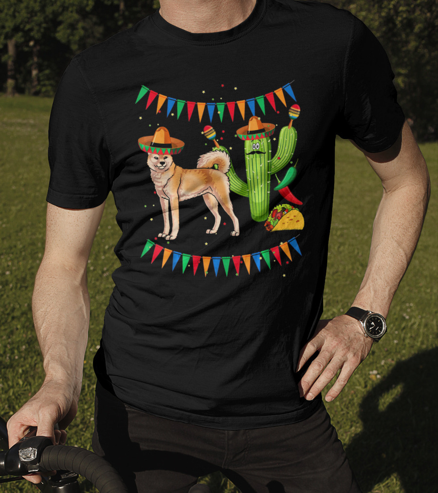 Sombrero Akita Dog Cactus Taco Maracas Mexico Cinco De Mayo T-Shirt