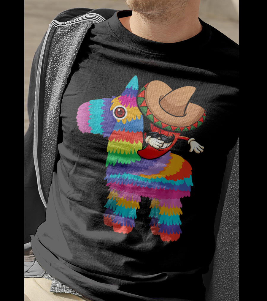 Dabbing Chili Pepper Piñata Cinco Sombrero Fun T-Shirt