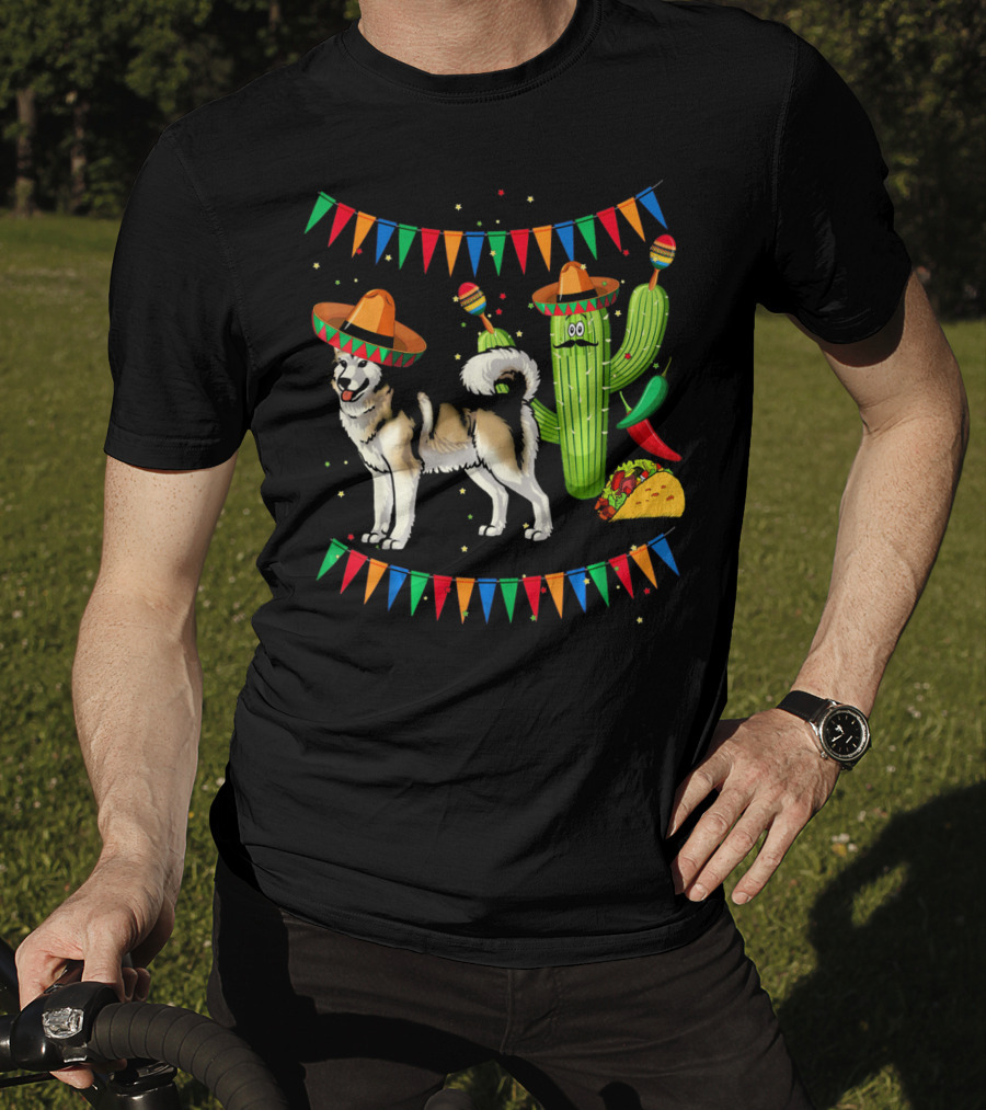 Sombrero Alaskan Malamute Dog With Cactus And Mexican Fiesta Elements T-Shirt