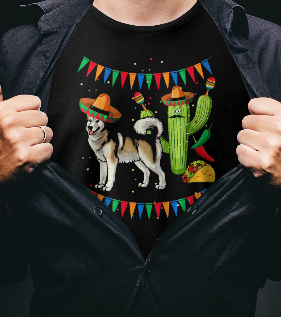 Sombrero Alaskan Malamute Dog With Cactus And Mexican Fiesta Elements T-Shirt