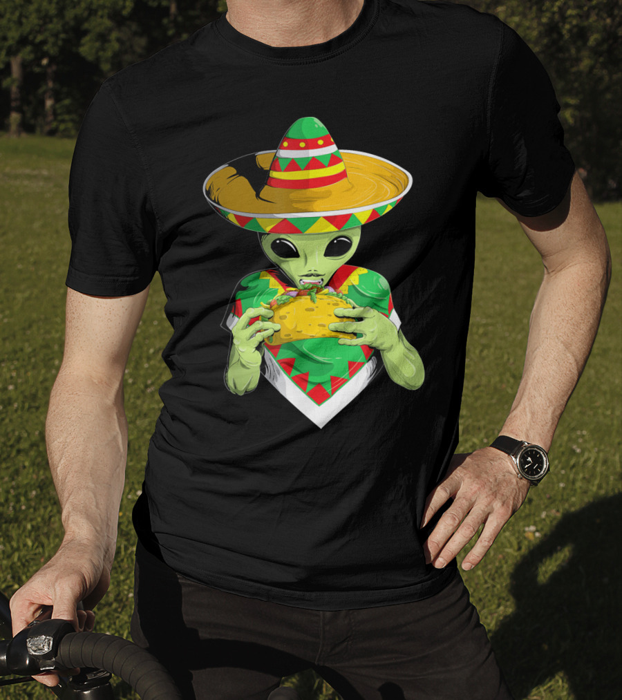 Cinco De Mayo Sombrero Alien Eating Taco T-Shirt