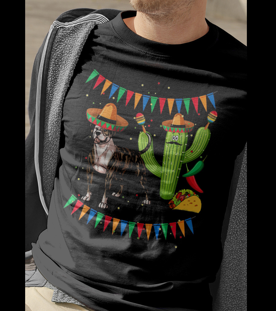 Sombrero American Bulldog Dog Mexico Cactus Chili Taco Fiesta T-Shirt