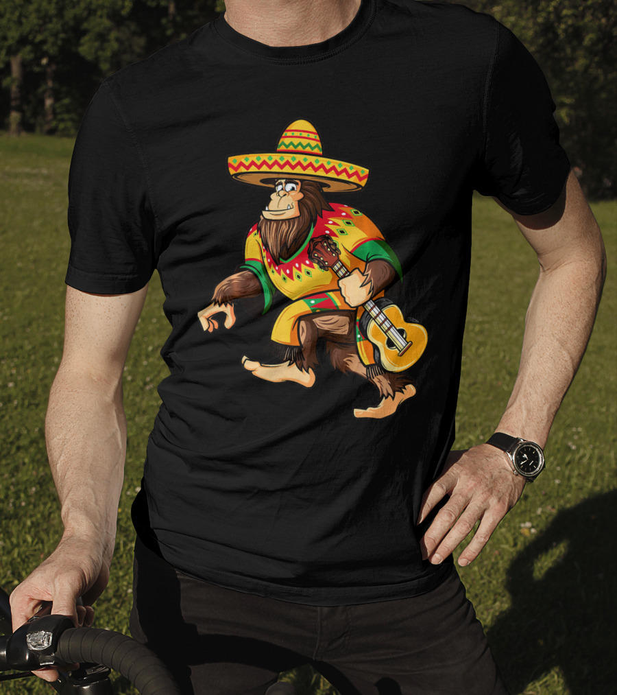 Funny Bigfoot El Squatcho Cinco De Mayo Sombrero Guitar T-Shirt