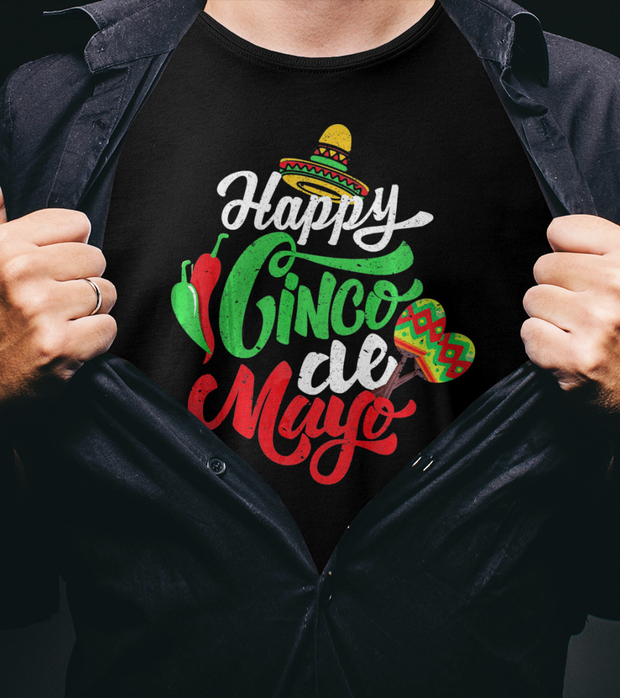 Happy Cinco De Mayo Mexican Peppers Sombrero Maracas T-Shirt