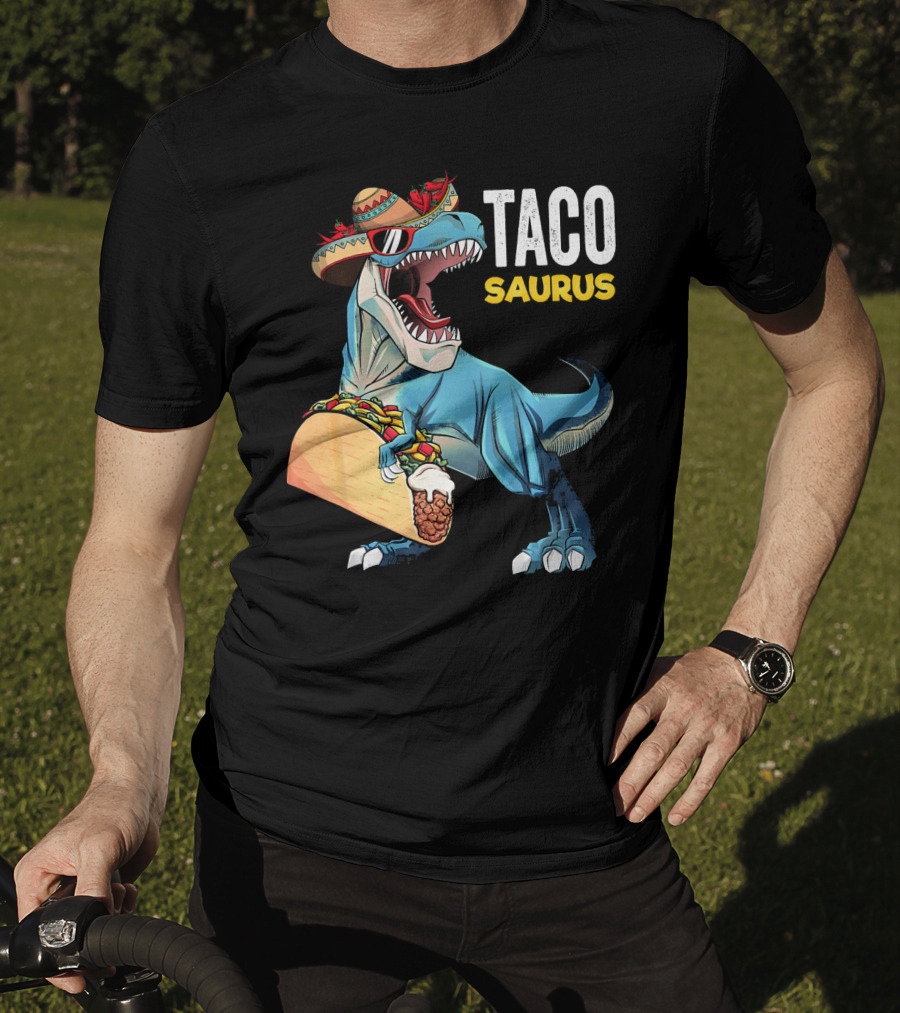 Taco Tuesday Cinco De Tacosaurus Dinosaur Sombrero T-Shirt