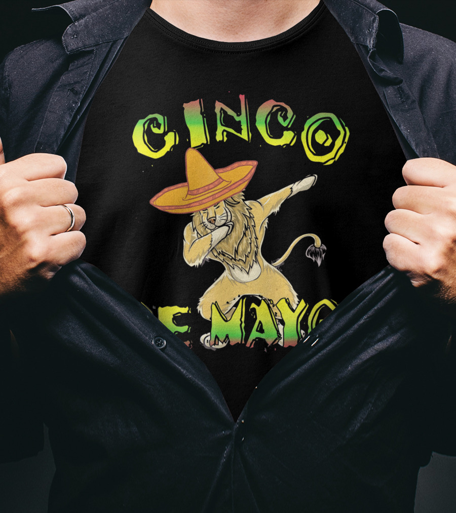 Cinco De Mayo King Of The Jungle Dabbing Lion With Sombrero T-Shirt