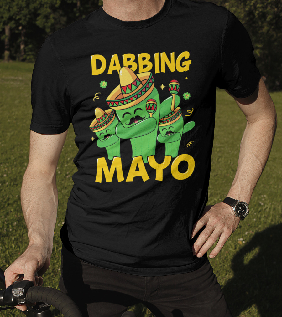 Dabbing Mayo Cactus With Sombrero And Maracas T-Shirt